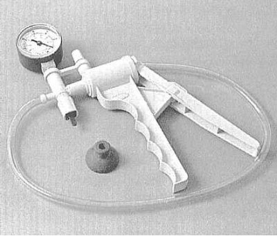 Вакуумный насос с ручным приводом