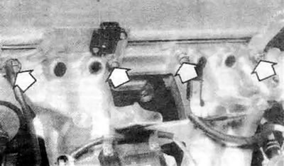 9.14. Подетальный вид распредвалов и связанных элементов двигателя DOHC. 1. Крышки подшипников, 2.…