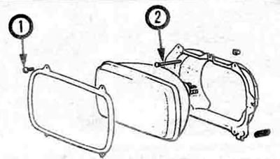 9.3. Для снятия нерасборной головной лампы-фары отвинтите винты крепления (1) ободка для…