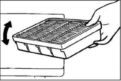 Проверка воздушного фильтра на наличие засорения или повреждений